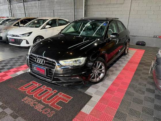 AUDI A3 1.8 TFSI SPORTBACK AMBITION 16V GASOLINA 4P AUTOMÁTICO AUDI A3 1.8 TFSI SPORTBACK AMBITION 16V GASOLINA 4P AUTOMÁTICO